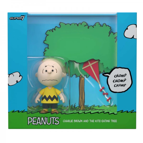 Peanuts ReAction Figures Charlie Brown and the Kite Eating Tree Diorama Box