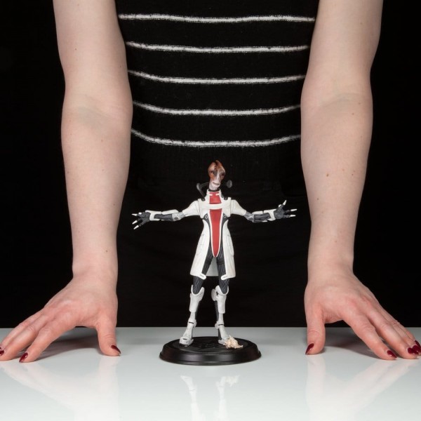 Mass Effect PVC Figure Mordin Solus 23 cm