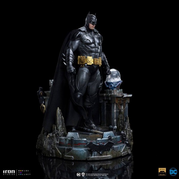 DC Comics Art Scale Statue 1/10 Batman Unleashed (Deluxe)