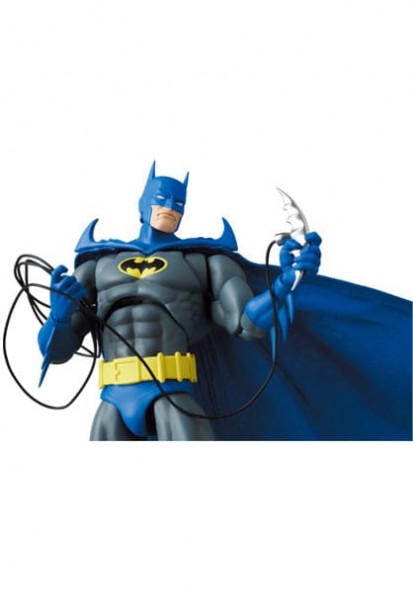 Batman MAFEX Actionfigure Knight Crusader Batman 19 cm