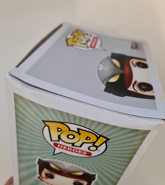 B-item DC Funko Pop! Vinyl Figure Bombshells Hawkgirl 223 - damaged packaging