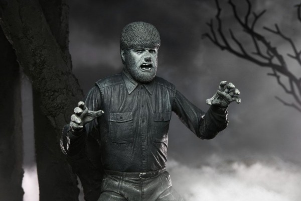 Universal Monsters Action Figure Ultimate The Wolf Man (Black & White)