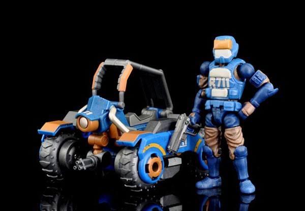 Acid Rain B2Five 1:28 R711 Speeder MK1r &amp; Pilot Figure Set