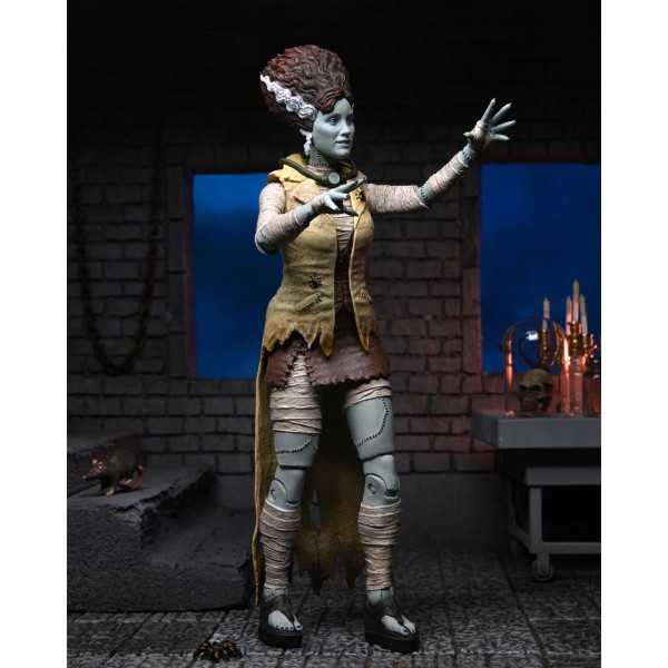Universal Monsters x TMNT Action Figure Ultimate April O'Neil as The Bride